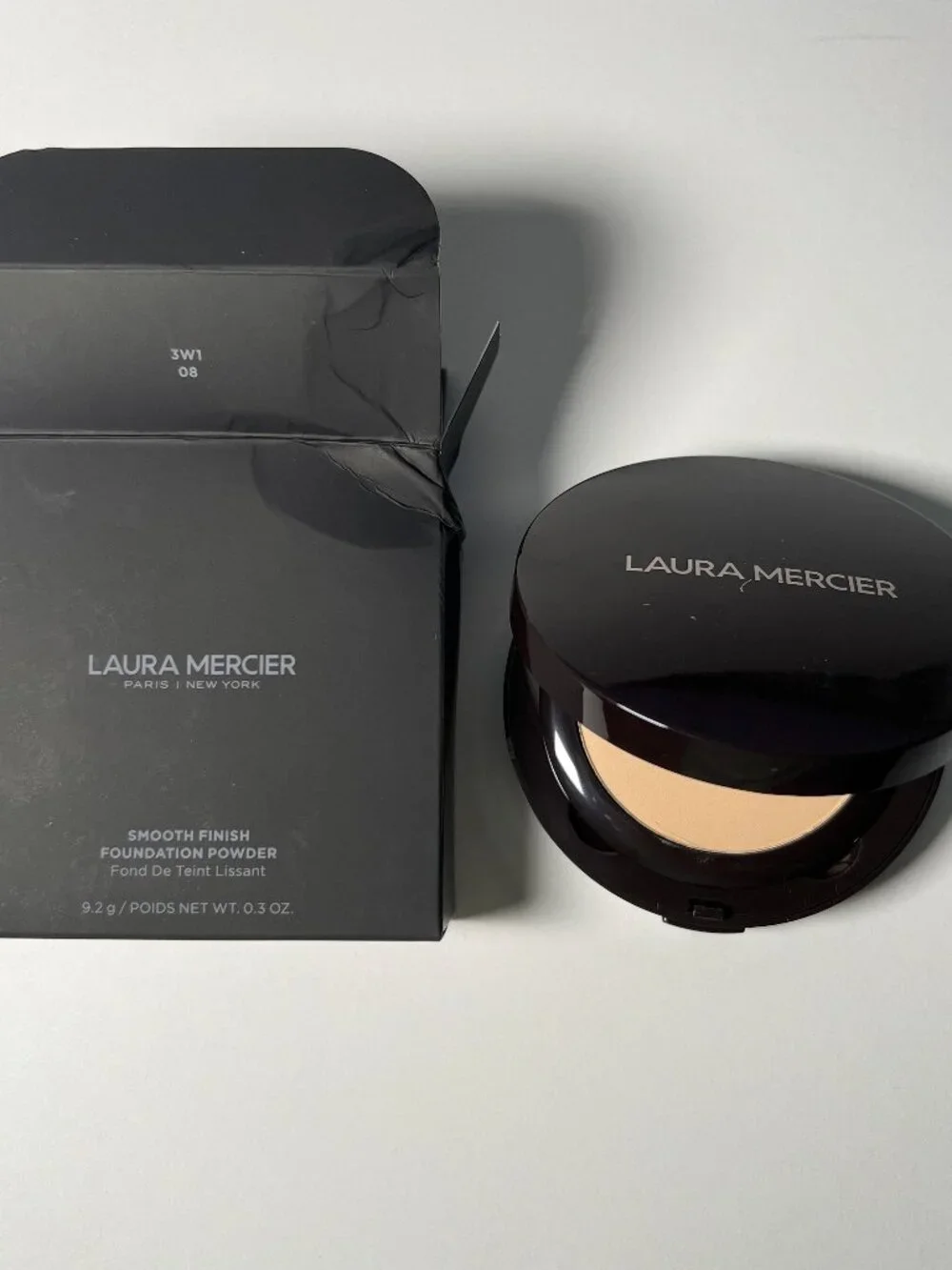 laura mercier laura mercier